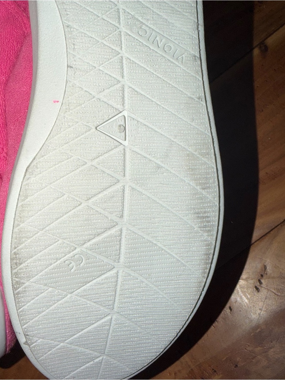 Vionic Beach Pismo Pink and Lime Sneakers sz 10 - Picture 3 of 5